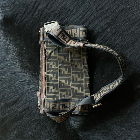 Fendi Zucca Belt Bag - Picture 6 of 7
